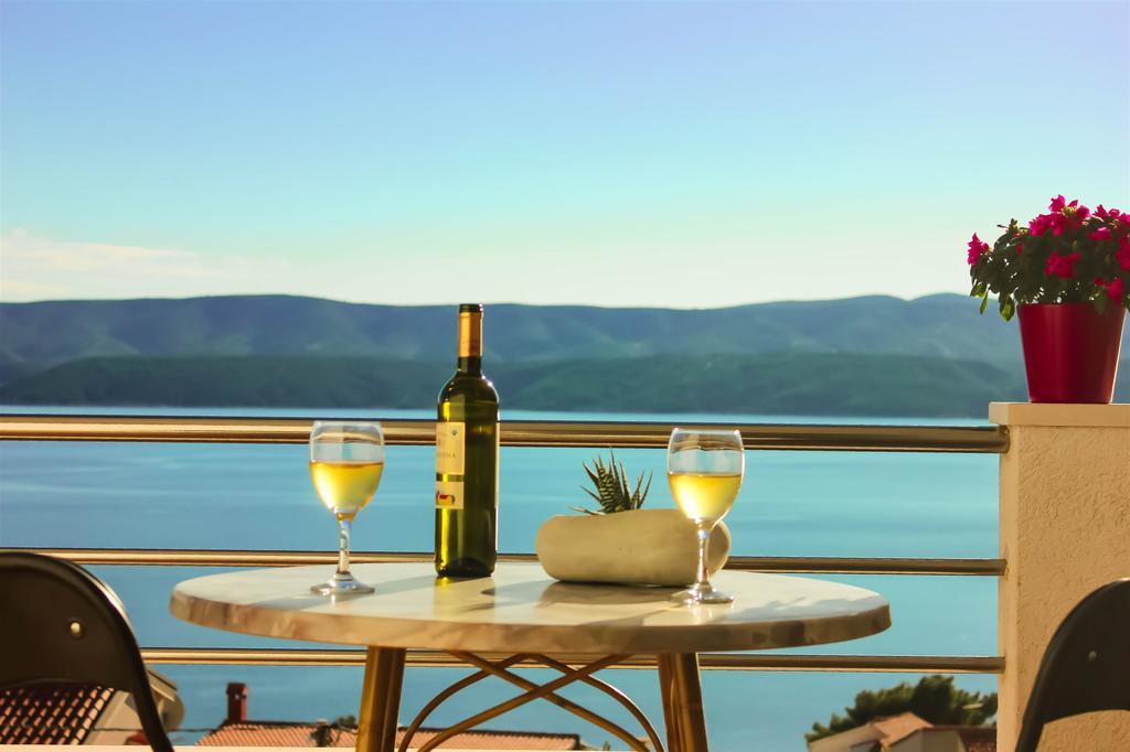 Apartments Bluesun Оміш Екстер'єр фото