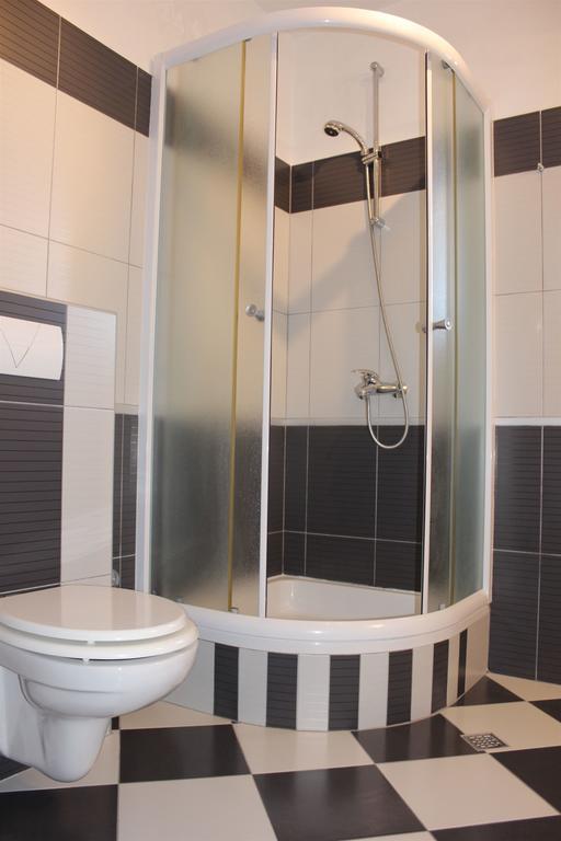 Apartments Bluesun Оміш Екстер'єр фото