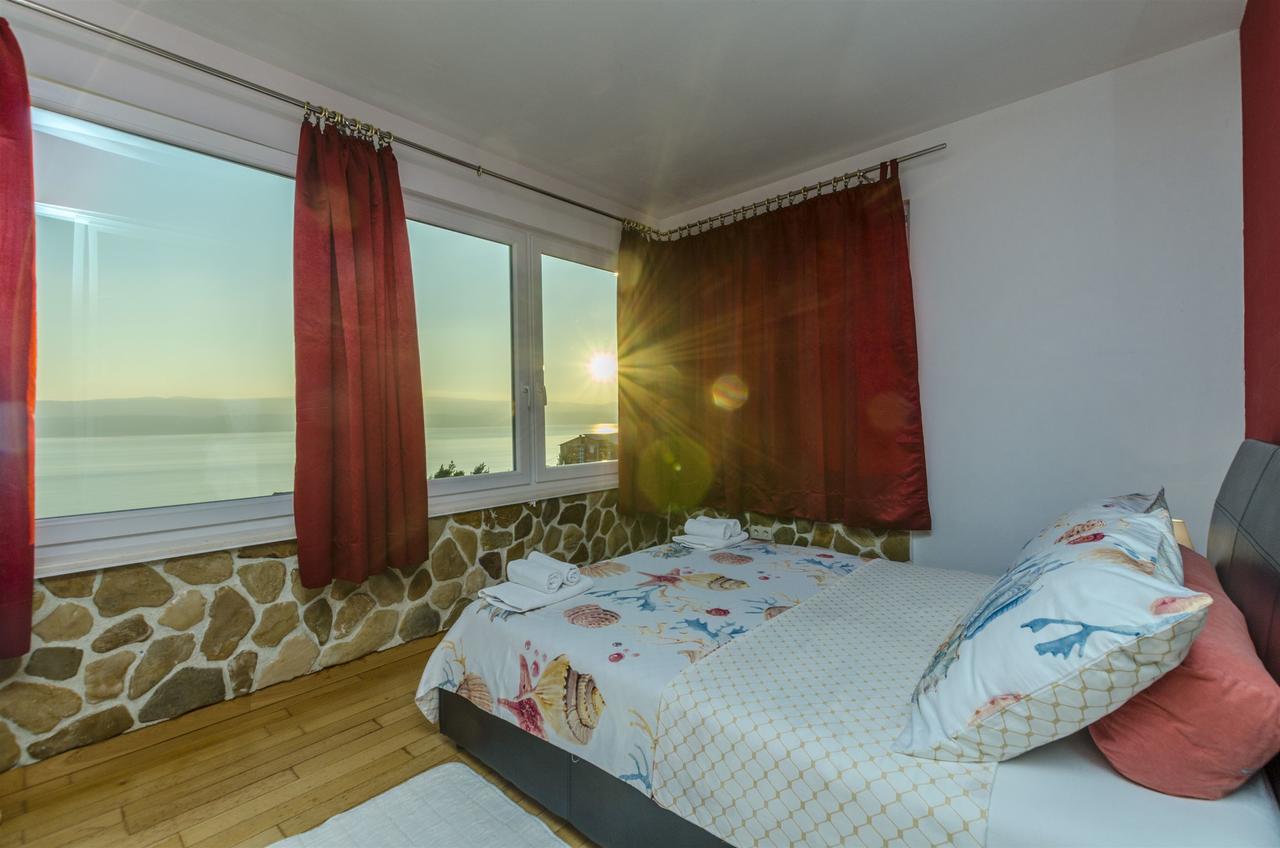 Apartments Bluesun Оміш Екстер'єр фото